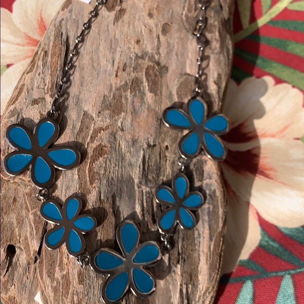 Flower Choker/Necklace - Picture 4 of 6